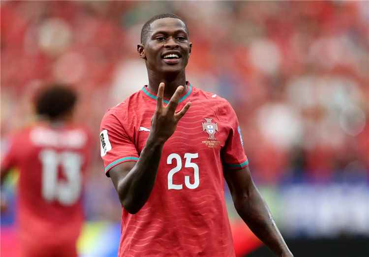 نونو مينديز يكرر إنجاز رونالدو النادر في كأس العالم
