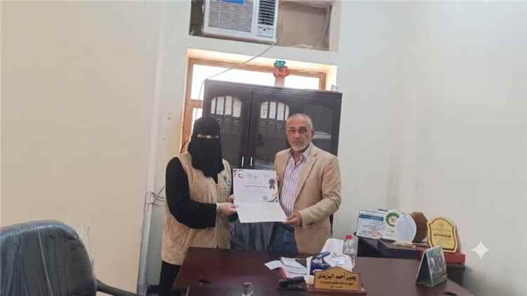 مؤسسة ماسة حواء للتنمية تُكرم مدير عام مكتب الشؤون الاجتماعية والعمل بمحافظة أبين