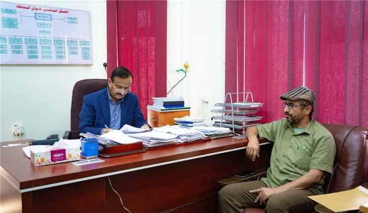 مناقشة اوضاع مكتب الواجبات الزكوية بشبوة.