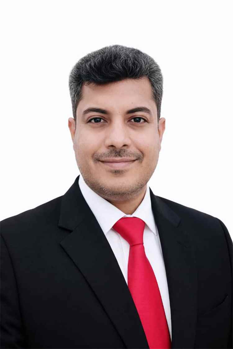 غالب منصور المواطن اليمني على حافة الانهيار .. والسلام الفرصة الأخيرة قبل فوات الأوان