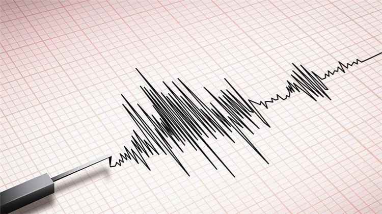 زلزال بقوة 5.2 درجة يضرب مقاطعة تشينغهاي الصينية