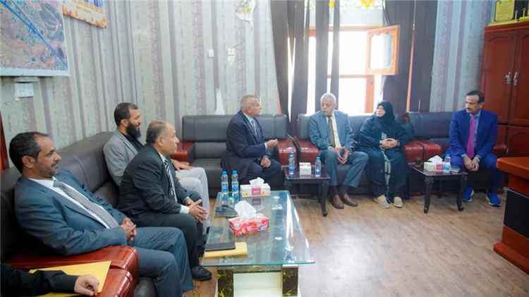 محافظ شبوة يرحب بالاعلان رسميا عن تاسيس فرع للمجلس اليمني للاختصاصات الطبية بالمحافظة.