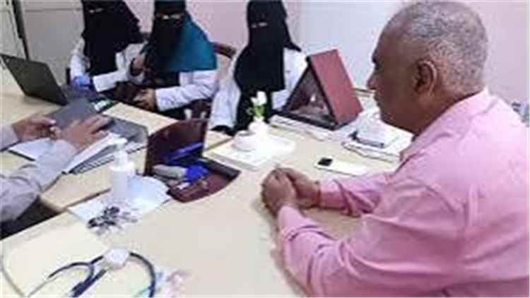 من عمودية الى الشيخ عبدالله.. باجميل يناشد المنظمات انقاذ القطاع الصحي في زنجبار