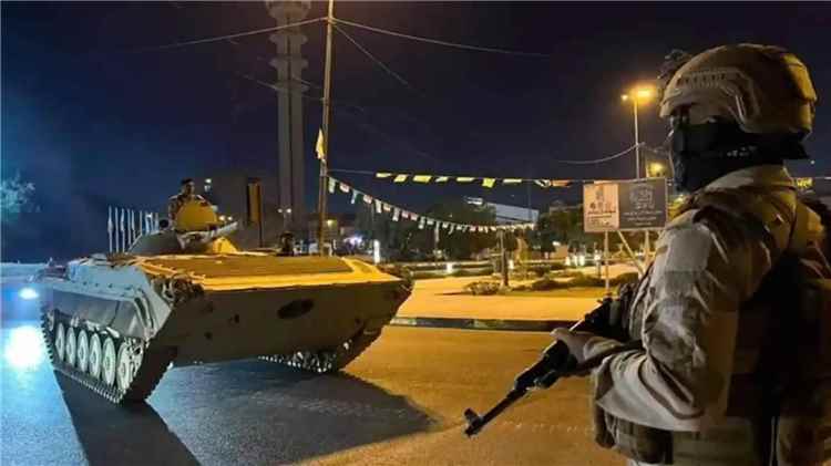انتشار أمني مكثف في المنطقة الخضراء ببغداد وسط أنباء عن اعتقال مسؤولين في قضايا فساد