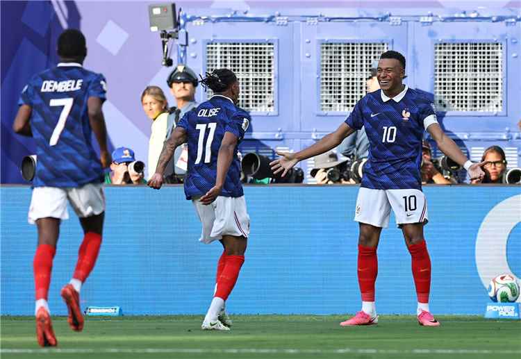 فرنسا تعبر السويد بسهولة وتضرب موعدًا مع باراغواي في ثمن نهائي كأس العالم 2026م