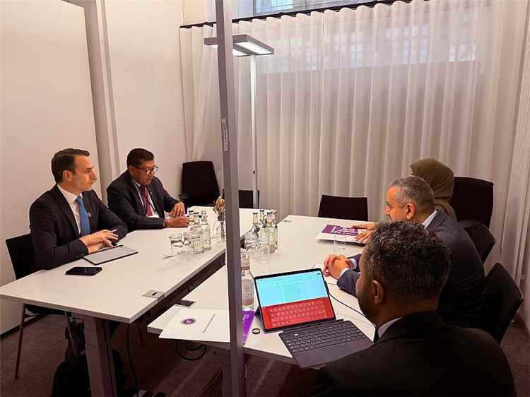 وزيرة التخطيط تبحث مع صندوق قطر للتنمية ومجموعة الدول الهشة (g7+) تعزيز التعاون المشترك