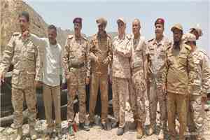 لجنة وزارة الدفاع والمنطقة الرابعة تستكمل نزولها الميداني بزيارة محور يافع وموقع سباح العسكري