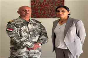 رئيس مصلحة خفر السواحل يبحث مع سفيرة المملكة المتحدة تعزيز التعاون في الأمن البحري وبناء القدرات