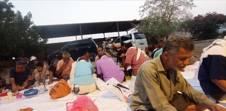 إفطار رمضاني لمكتب تربية لحج لتعزيز التلاحم الأخوي والإداري