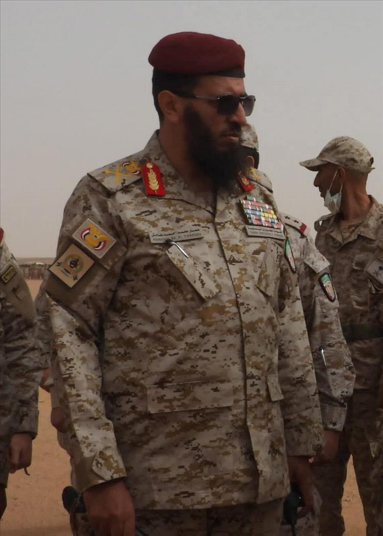 اللواء طامش يتفقد وحدات الفرقة في نزول ميداني ويشيد بجاهزية الألوية والكتائب