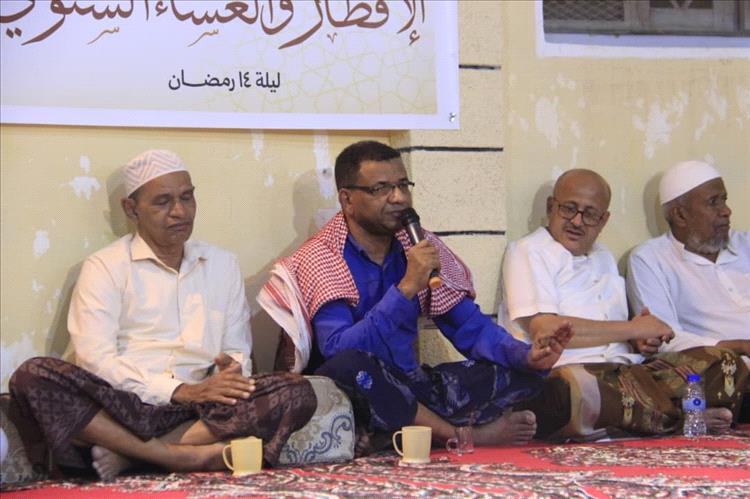 فريق شباب القرن بسيئون يكرّم حفاظ القران في الأمسية الرمضانية للعام 1447هـ