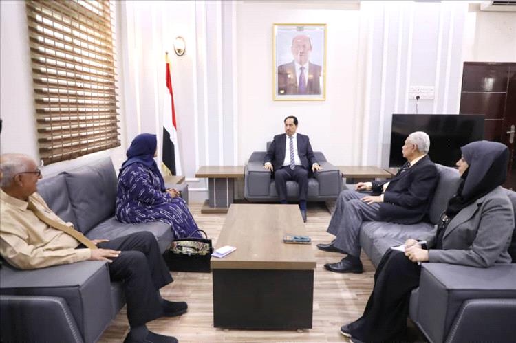 البكري وجعسوس يبحثان تعزيز التعاون لدعم قضايا المرأة
 إعلام الوزارة