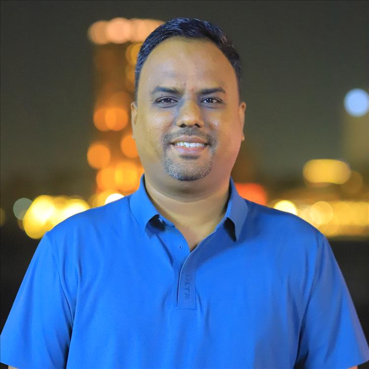 وديد ملطوف ينتقد تدهور الأوضاع في العاصمة المؤقتة عدن: ثلاث أزمات تخنق الناس..فين حملة المباخر؟