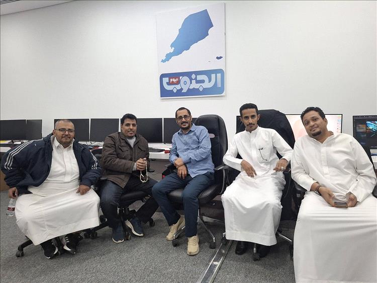 صبري بن مخاشن يزور مقر قناة الجنوب اليوم ويشيد بأداء طاقمها الإعلامي