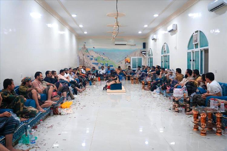 قيادات عسكرية وأمنية تؤكد في أمسية رمضانية بلحج أهمية حماية المكتسبات ومواصلة مكافحة الإرهاب