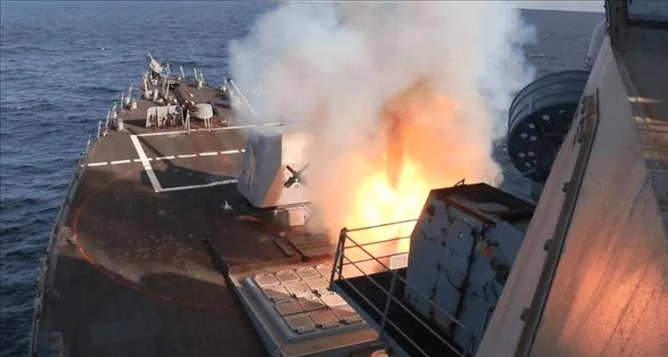 القيادة المركزية الأميركية: تدمير 17 سفينة إيرانية وضربات واسعة داخل إيران