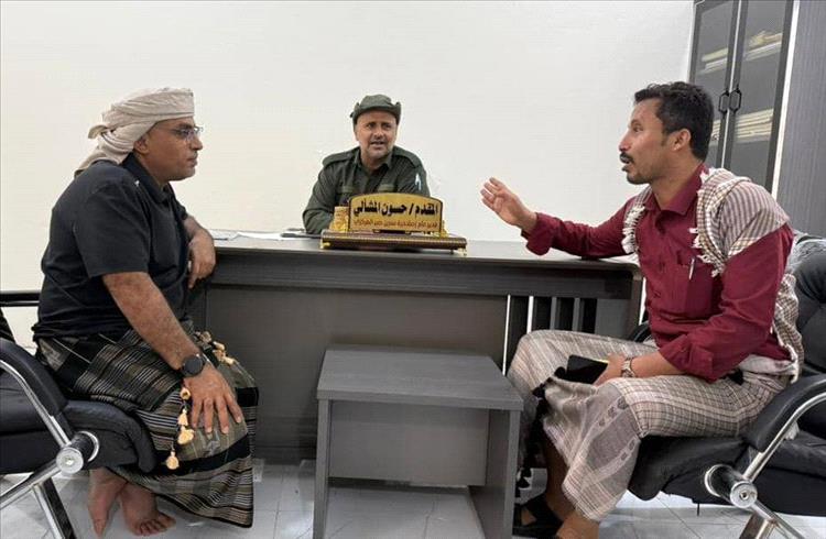 مبادرة إنسانية لرجل أعمال تتكفل بالإفراج عن ثمانية سجناء معسرين في سجن صبر المركزي بلحج