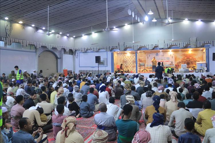 قبيلة آل بن عباد الكندي تقيم الإفطار السنوي الأول ويتوَّج بالأمسية الرمضانية والسحب على جوائز المسابقة