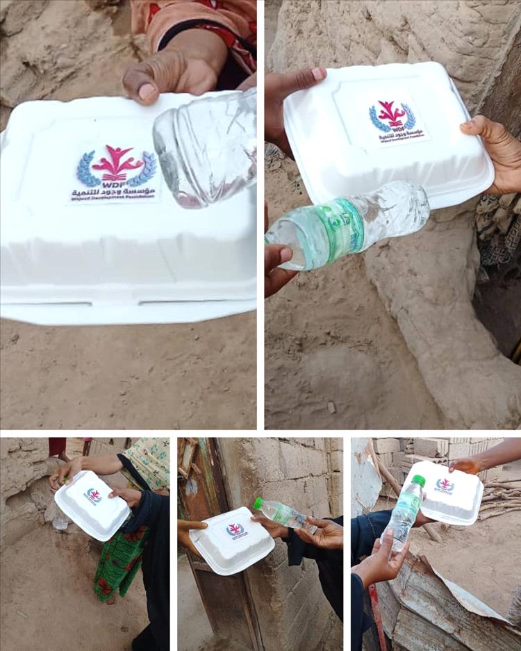 مؤسسة وجود وجمعية نهضة المسيمير توزعان وجبات إفطار للأسر المتعففة في أبين بدعم كريم من فاعل خير
