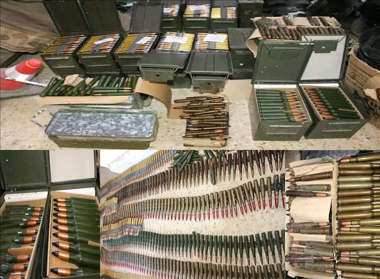 حضرموت: ضبط ثلاثة أشخاص أثناء محاولة 
تهريب أسلحة وذخائر في المكلا