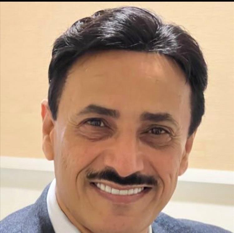 أنور الأشول يحذّر من استمرار الخطاب الحوثي التحشيدي وإقحام بلادنا في صراعات إقليمية