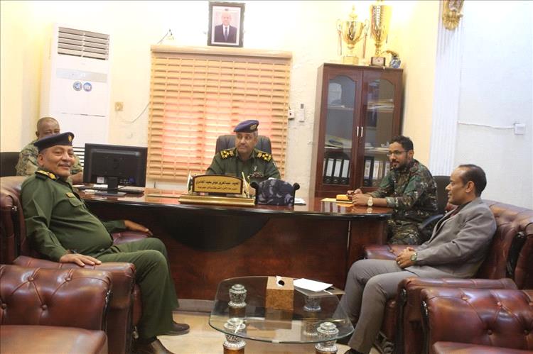 العميد الجابري يلتقي بمكتبه بوكيل عام البورد الألماني في اليمن لبحث سبل تأهيل الكادر الأمني