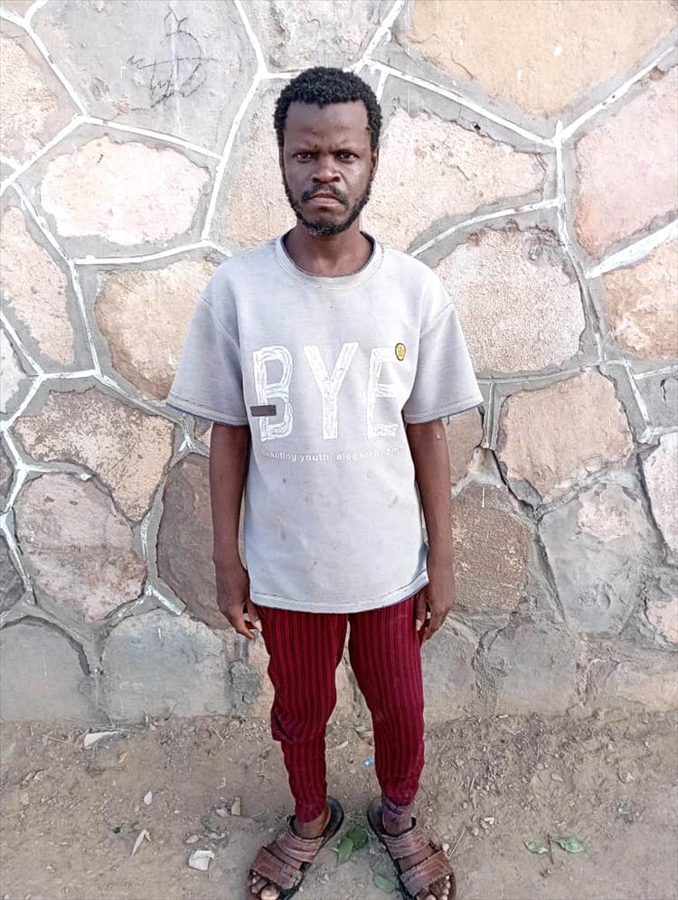 الأجهزة الأمنية في أبين تعثر على شخص مجهول تائه وتدعو كل من يتعرف عليه التوجه إلى قيادة أمن المحافظة لاستلامه