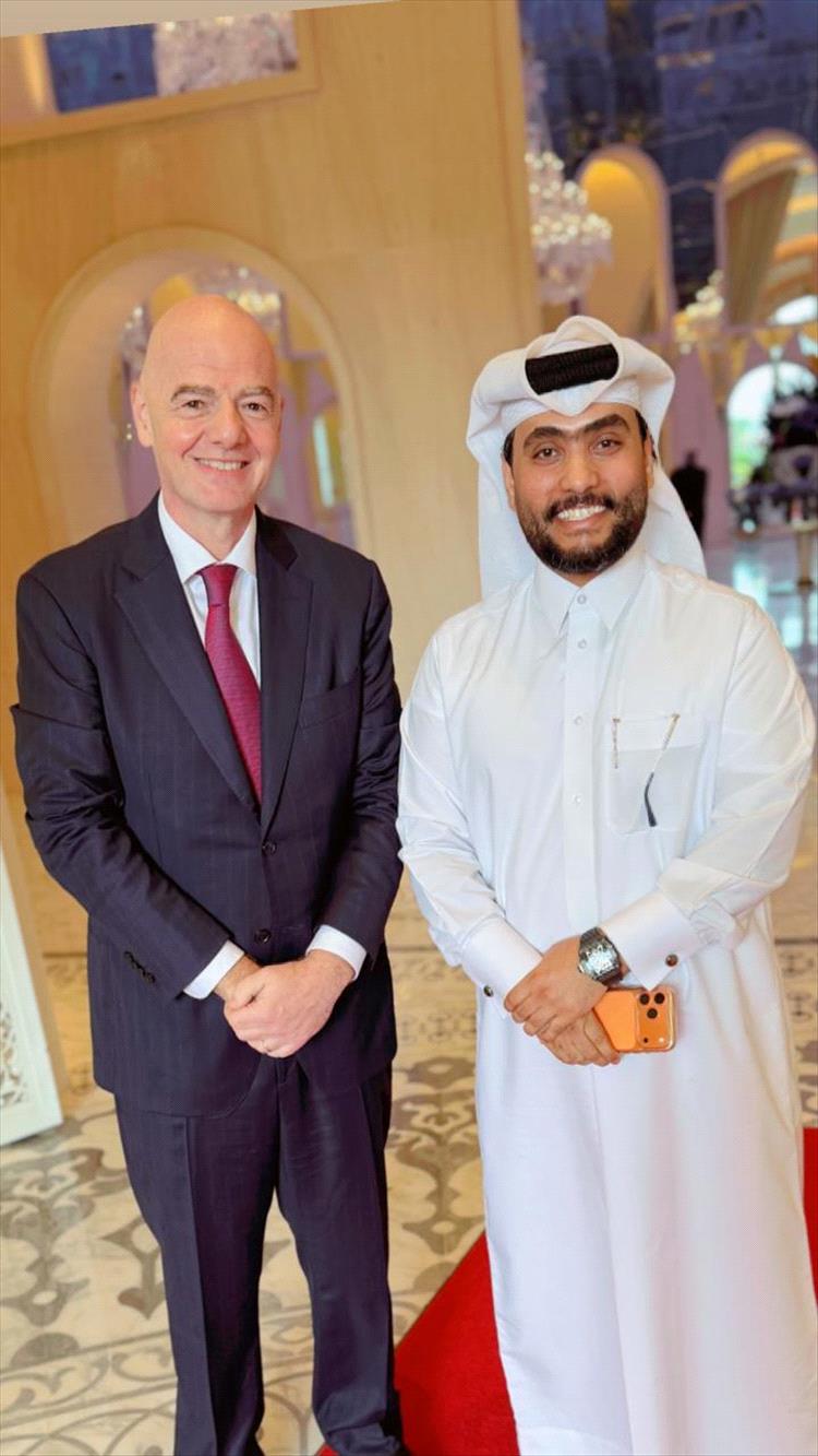 إنجاز عالمي يُسجَّل باسم العرب..
رجل الأعمال حامد المقطري يتوج بلقب شخصية العام 2025