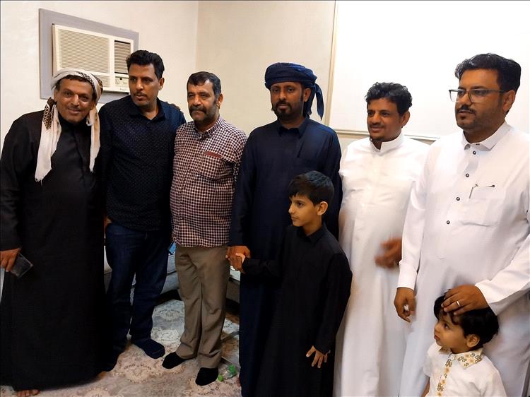 أمسية رمضانية.. رجل الأعمال جابر كشميم بن هلابي يكرّم الشيخ عمرو بن حبريش الحمومي