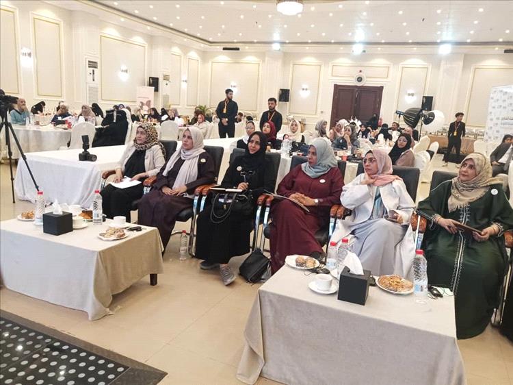 لقاء تشاوري بعدن يناقش سبل تعزيز وصول النساء إلى العدالة
