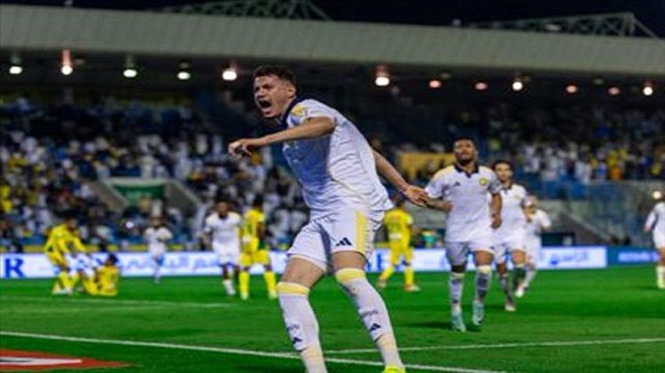 النصر يواصل صدارة الدوري السعودي والهلال وصيفا
