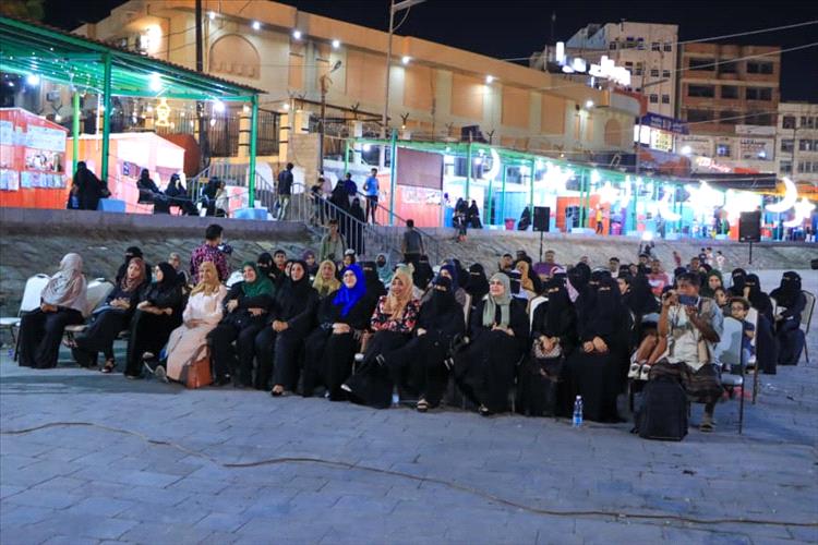 أتحاد نساء اليمني يعاود نشاطه : فعالية مسرحية في عدن تفتح ملف قضايا المرأة وتؤكد دورها في التنمية
