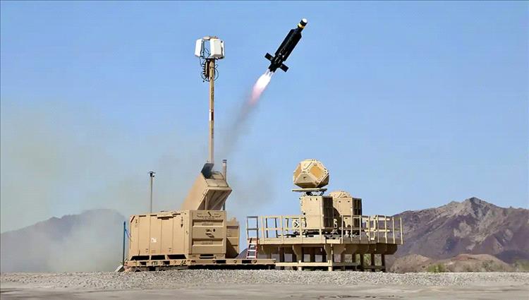 فجر متوتر في الشرق الأوسط.. اعتراض صواريخ وطائرات مسيّرة بالتزامن مع عيد الفطر