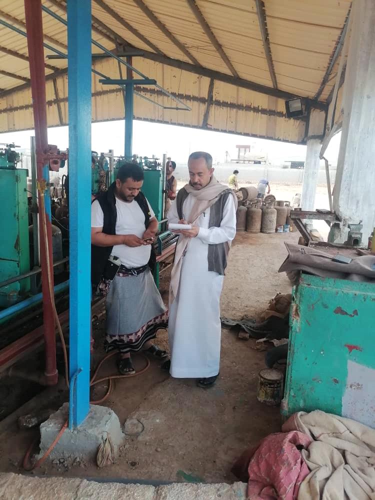 المهرة تشهد استقراراً في إمدادات الغاز وانسيابية في التوزيع وسط رقابة ميدانية فاعلة