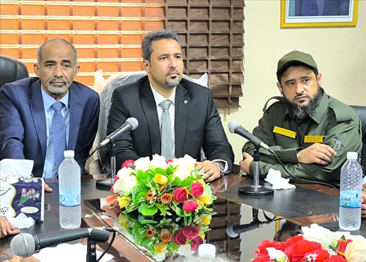 محافظ لحج " الحالمي" يتسلم قيادة المحافظة رسمياً ويباشر مهامه بلقاء معظم عموم المكاتب التنفيذية