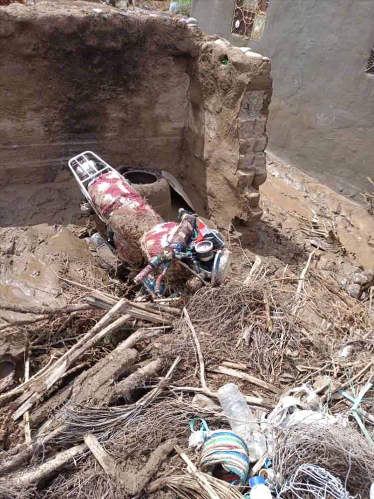 كارثة إنسانية تضرب اليمن… سيول وأمطار غزيرة تخلّف ضحايا وآلاف المتضررين