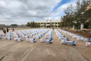 مبادرة الاعلامي العبيدي تختتم توزيع السلة الرمضانية للأسر المحتاجة في عدن ولحج بدعم القوات المشتركة