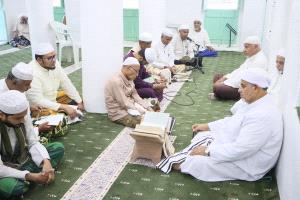 اول جامع بسيئون وباصفار والزاوية يختتمان ختايم القرآن بمساجد مدينة سيئون ليلة ٢٩ رمضان