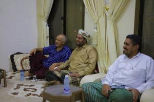 ​نائب رئيس مؤتمر حضرموت الجامع يطمئن على صحة الشخصية الوطنية المهندس لطفي بن سعدون