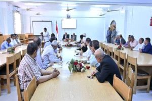 بحضور نائب رئيس مجلس القيادة الرئاسي.. مجلس جامعة عدن يعقد اجتماعًا استثنائيًا