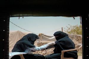 تقرير حقوقي يوثق آلاف الانتهاكات بحق النساء في بلادنا