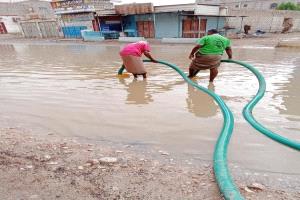 حملة عاجلة لشفط مياه الأمطار في شوارع القطن