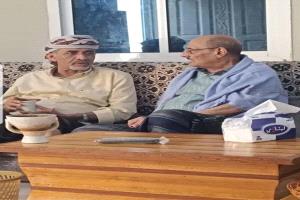 الفريق الصبيحي يزور أحمد المجيدي في منزله بعدن للتهنئة بعيد الفطر وتوافد شخصيات لتهنئته