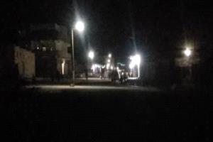 نجاح مبادرة مجتمعية لانارة الشارع الوحيد في مديرية الوضيع