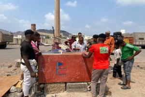 حملة ميدانية لإزالة العشوائيات والمخالفات وضبط الشيش في كورنيشات خورمكسر