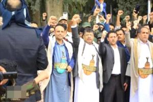 قيادي حو-ثي يفجر مفاجأة مدوية: "لم نقرر الحرب… وهؤلاء أطلقوا الصواريخ على إسرائيل"