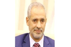 الدكتور دحان يهنئ منتسبي الصحة بعيد الفطر المبارك