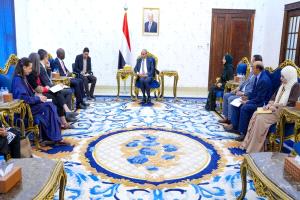 لقاء في معاشيق يفتح ملف التعافي الاقتصادي… الصبيحي يبحث مع البنك الدولي توسيع الدعم التنموي