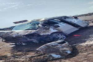 حادث مروري على خط الجسر بعدن.. انقلاب باص وإصابة السائق بإصابات خفيفة