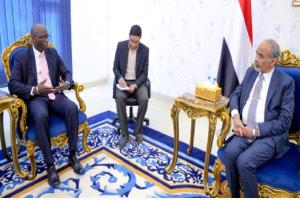 عضو مجلس القيادة الرئاسي محمود الصبيحي يستقبل في عدن نائب رئيس البنك الدولي